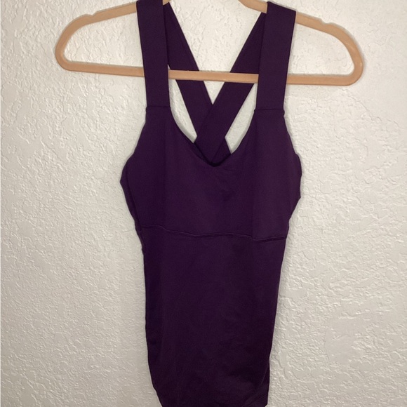Lululemon size 8 Purple Cross-Back Top build on sport lululemon top - Picture 1 of 2